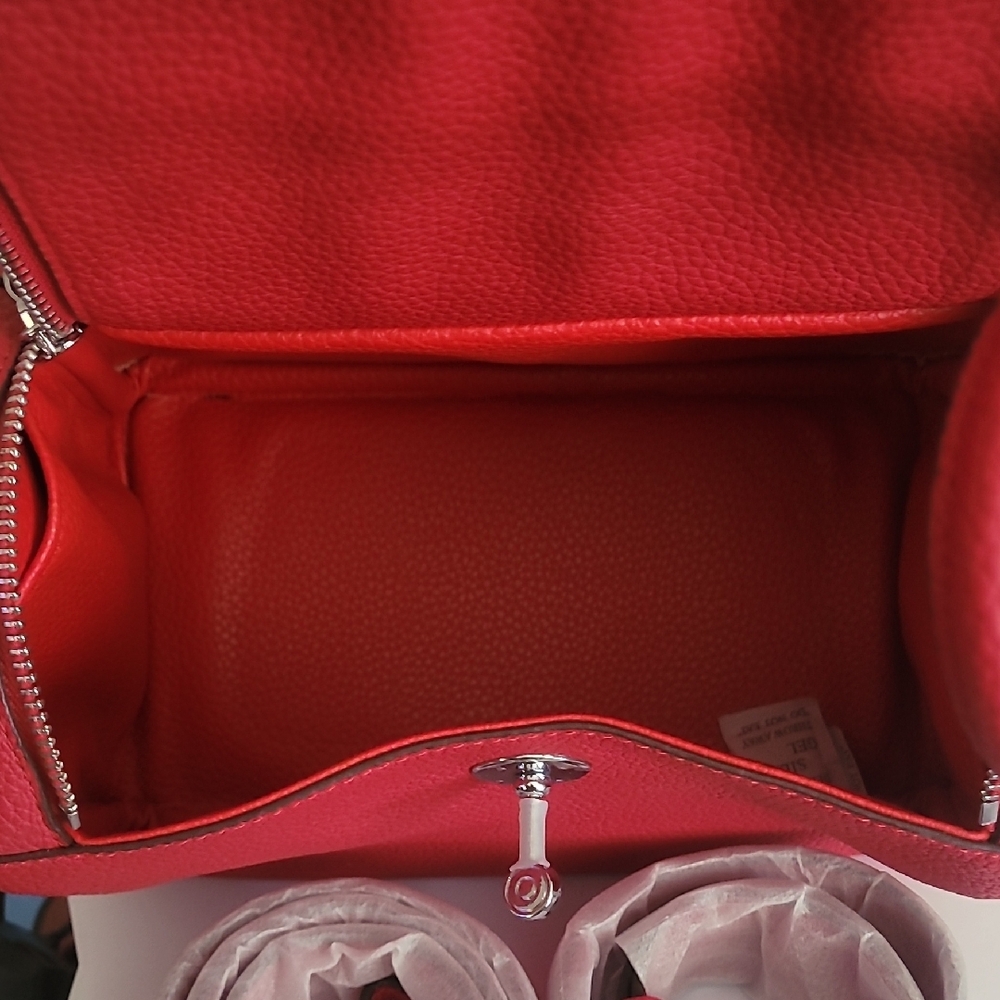 Red Bag - Picture 5 of 6